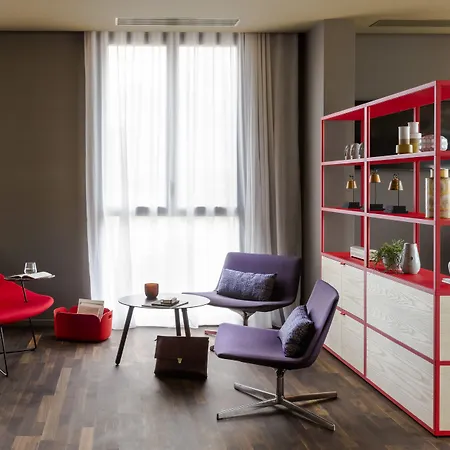 Okko Paris Hotel Rueil-Malmaison